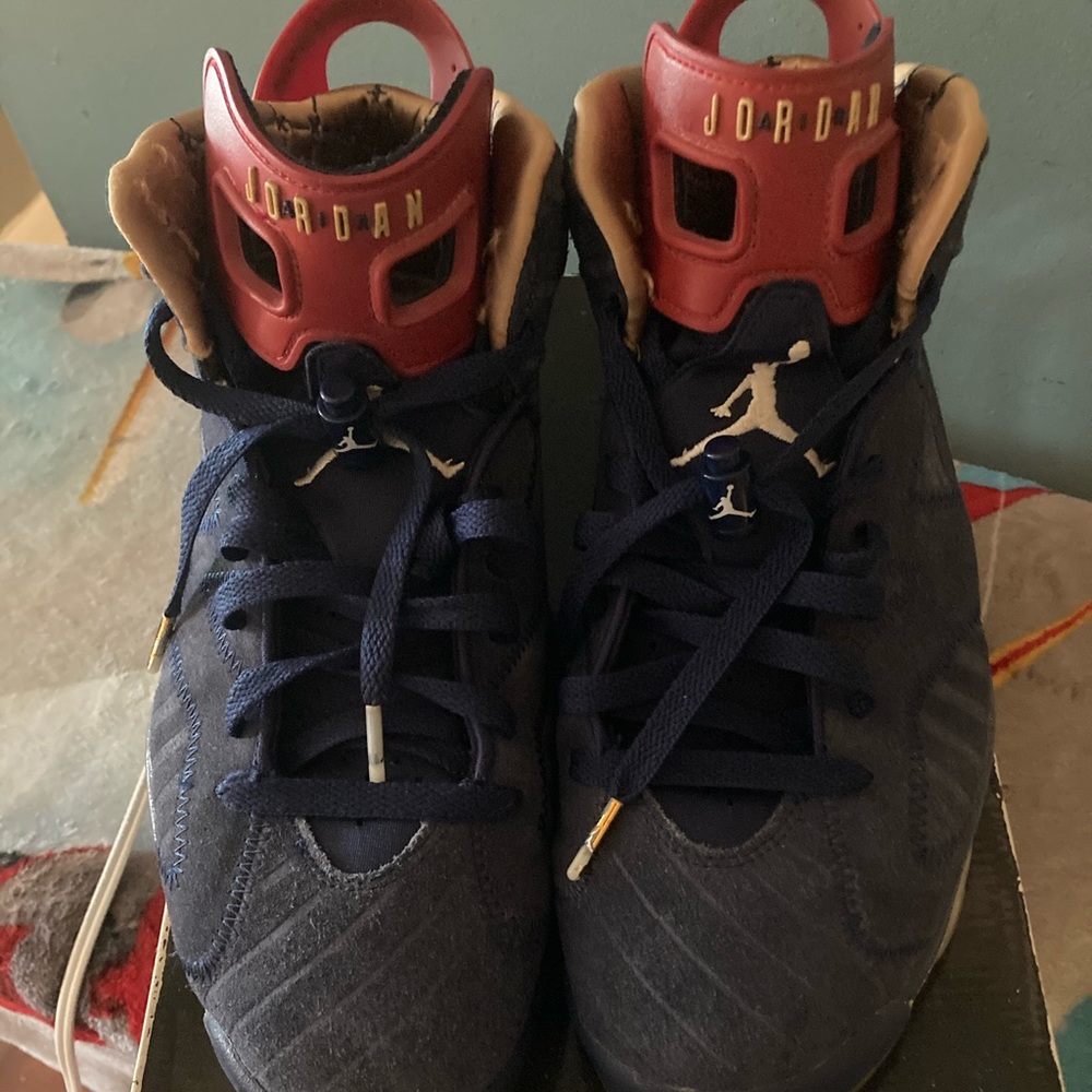 Doernbecher 6s sz 9.5 8.5/10